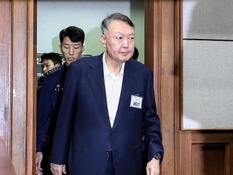 尹锡悦看守所内接收逾6.5亿韩元代管金惹争议